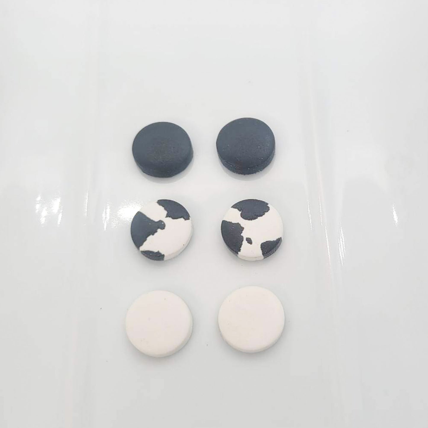 Cow stud set