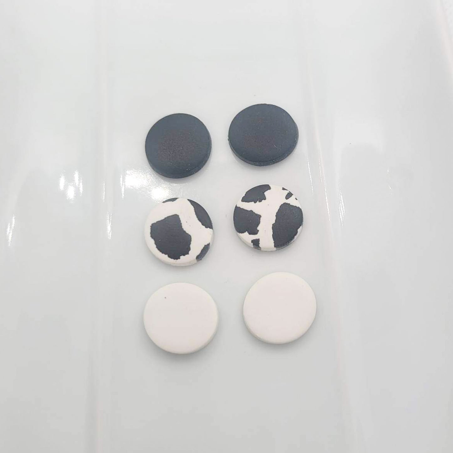 Cow stud set