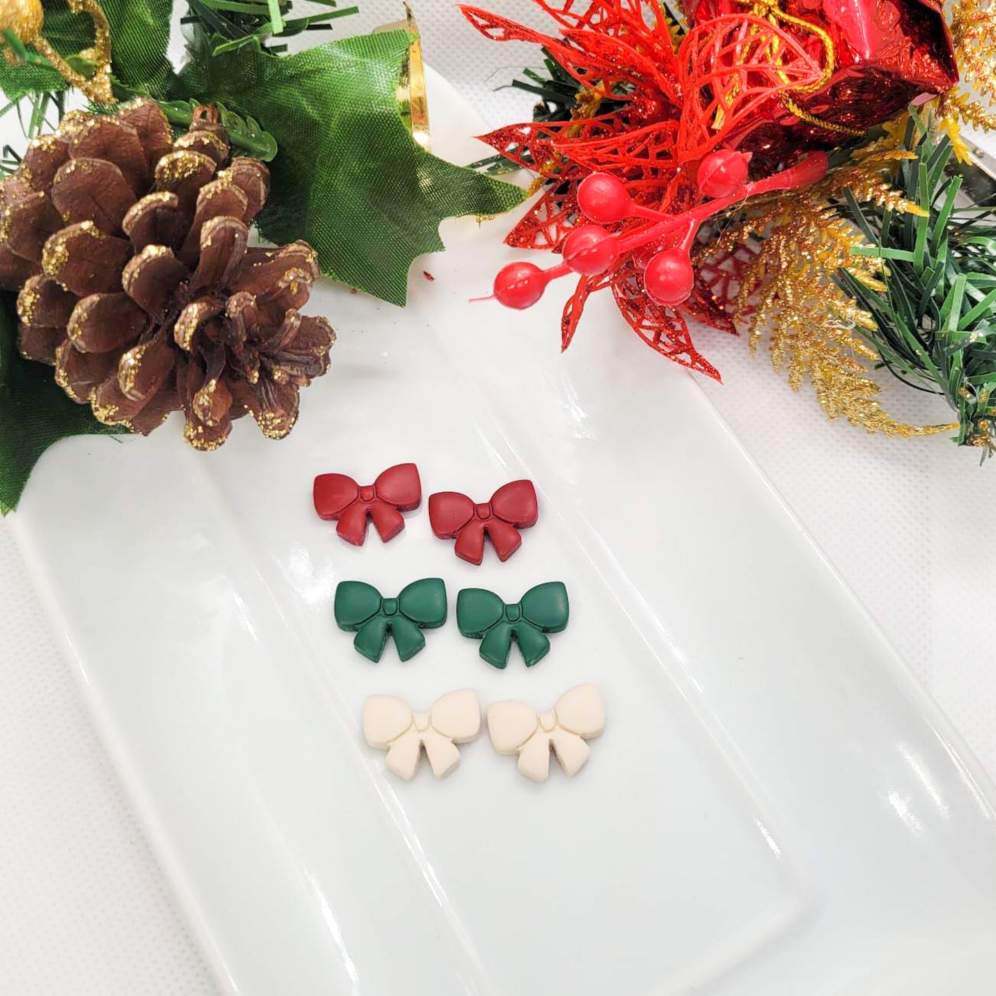 Christmas bows studs